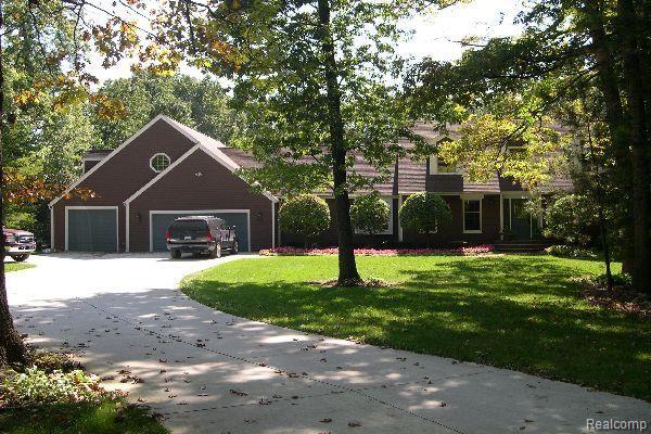 320 East Gunn Road Rochester, MI 48306 - Photo 1 of 16 320 E. Gunn