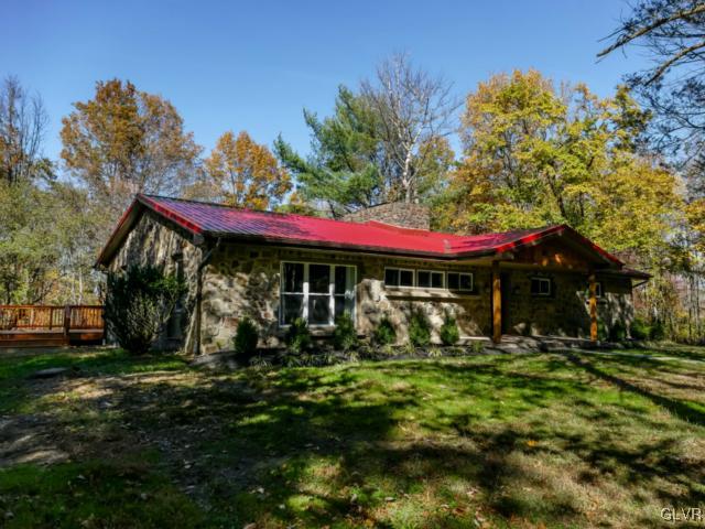 3085 Bursonville Road Riegelsville, PA 18077 - Photo 3 of 31 a front view of a house with garden