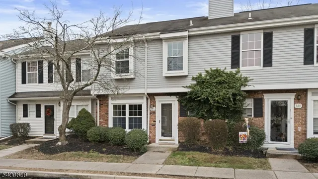 $2,800 | 330 Smithwold Road, Unit 1, Somerset, NJ 08873