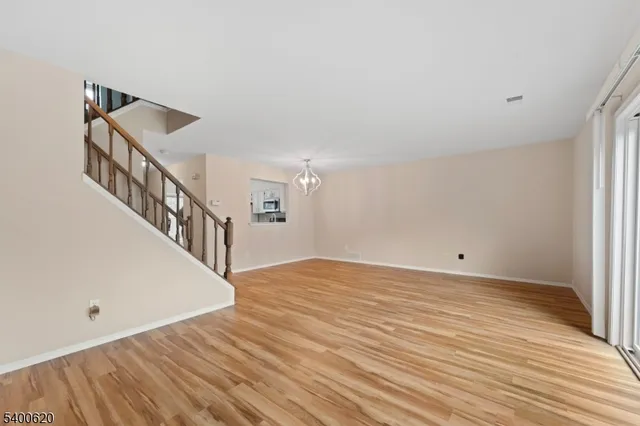 $2,800 | 330 Smithwold Road, Unit 1, Somerset, NJ 08873