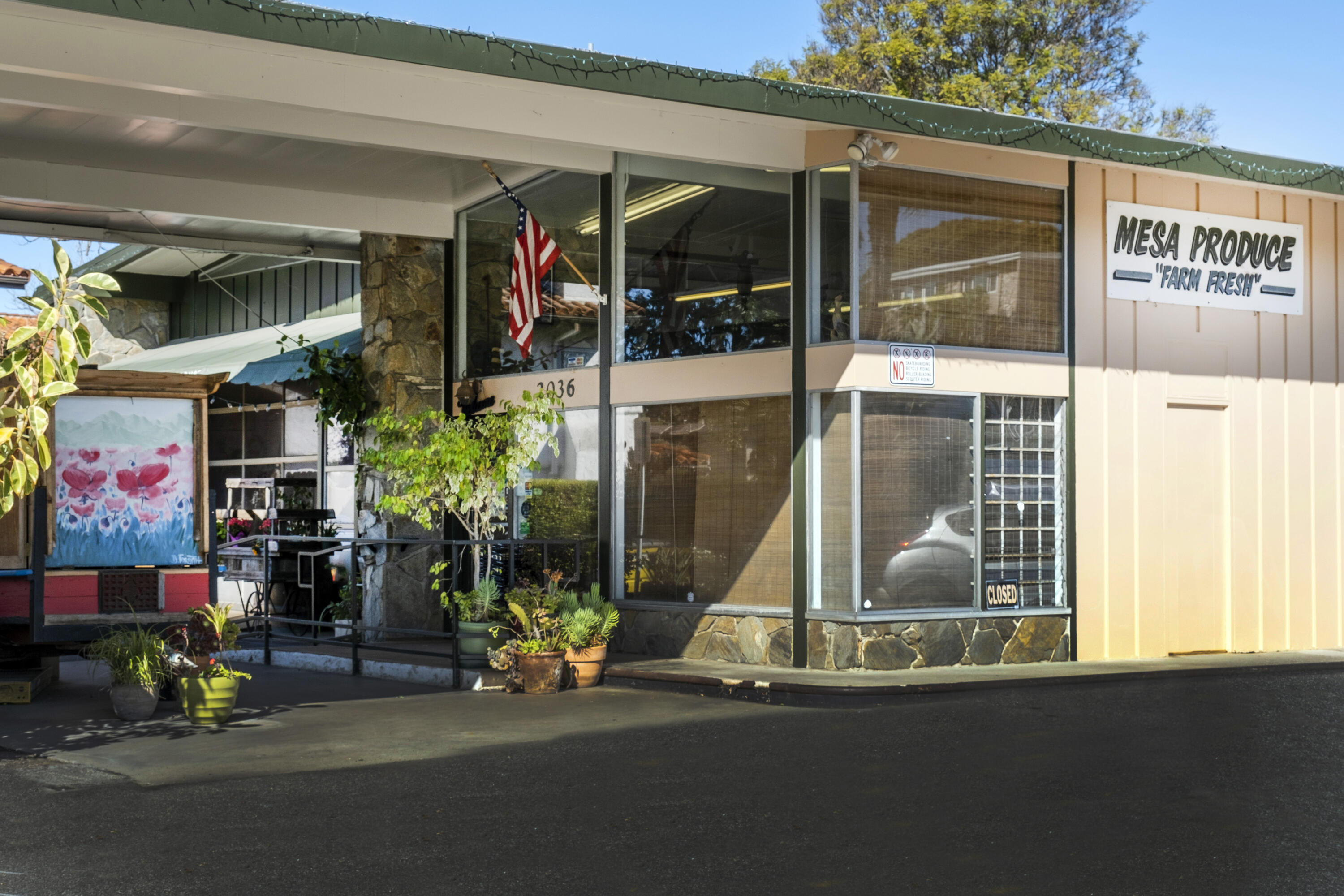 435 Fellowship Road Santa Barbara, CA 93109 - Photo 34 of 38 a view of parked car garage