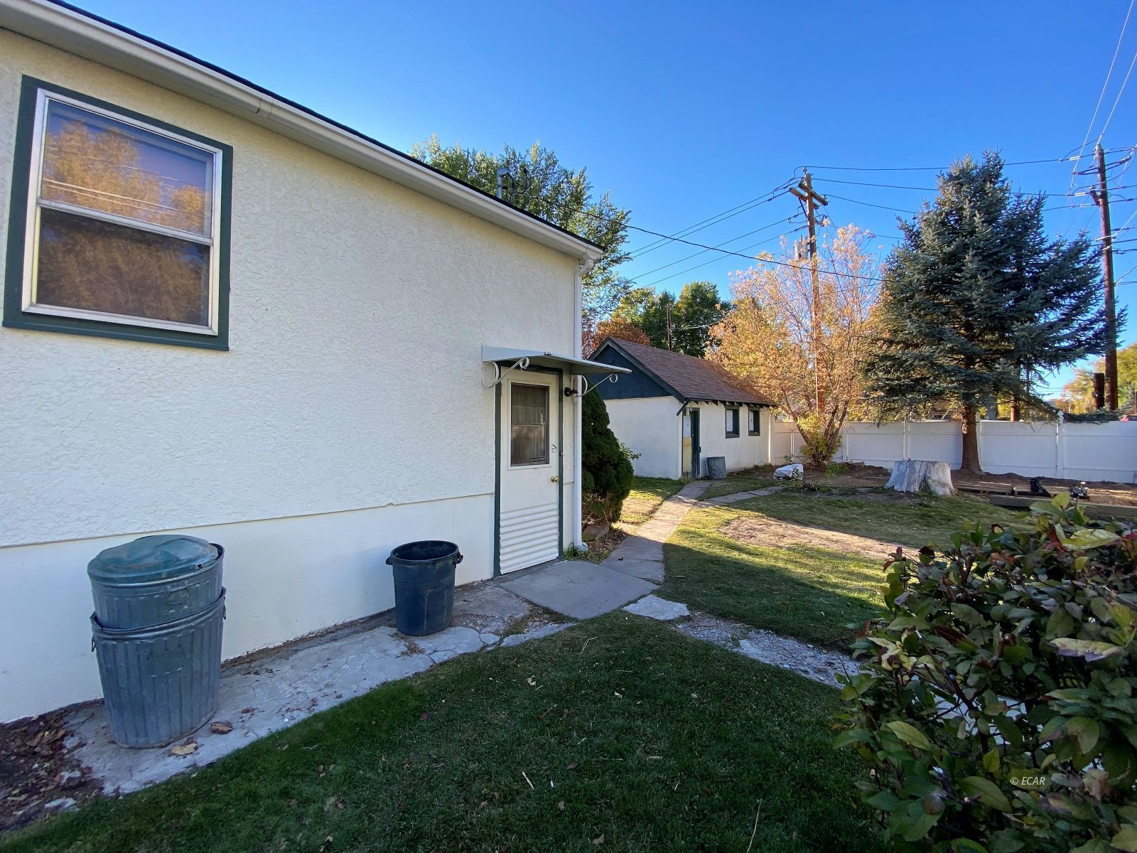 695 Ash Street Elko, NV 89801 - Photo 7 of 41 Gallery Image 7