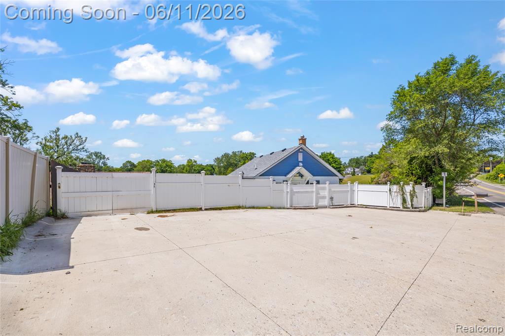 4661 Sashabaw Road Waterford, MI 48329 - Photo 37 of 37