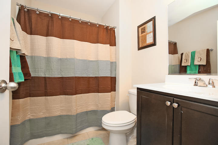 118 Hickory Ridge Way Summerville, SC 29483 - Photo 27 of 38 bath for bedroom 2