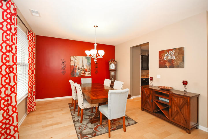 118 Hickory Ridge Way Summerville, SC 29483 - Photo 5 of 38 Dining room