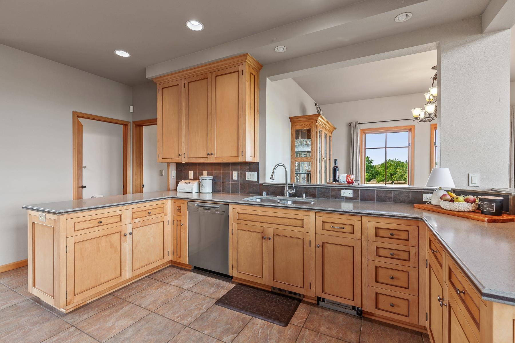 8808 East Green Bluff Road North Colbert, WA 99005 - Photo 12 of 50 Gallery Image 12