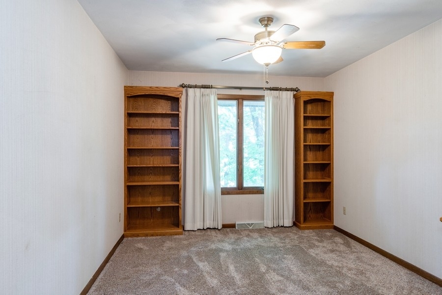 4828 6th Ave Drive Moline, IL 61265 - Photo 15 of 24