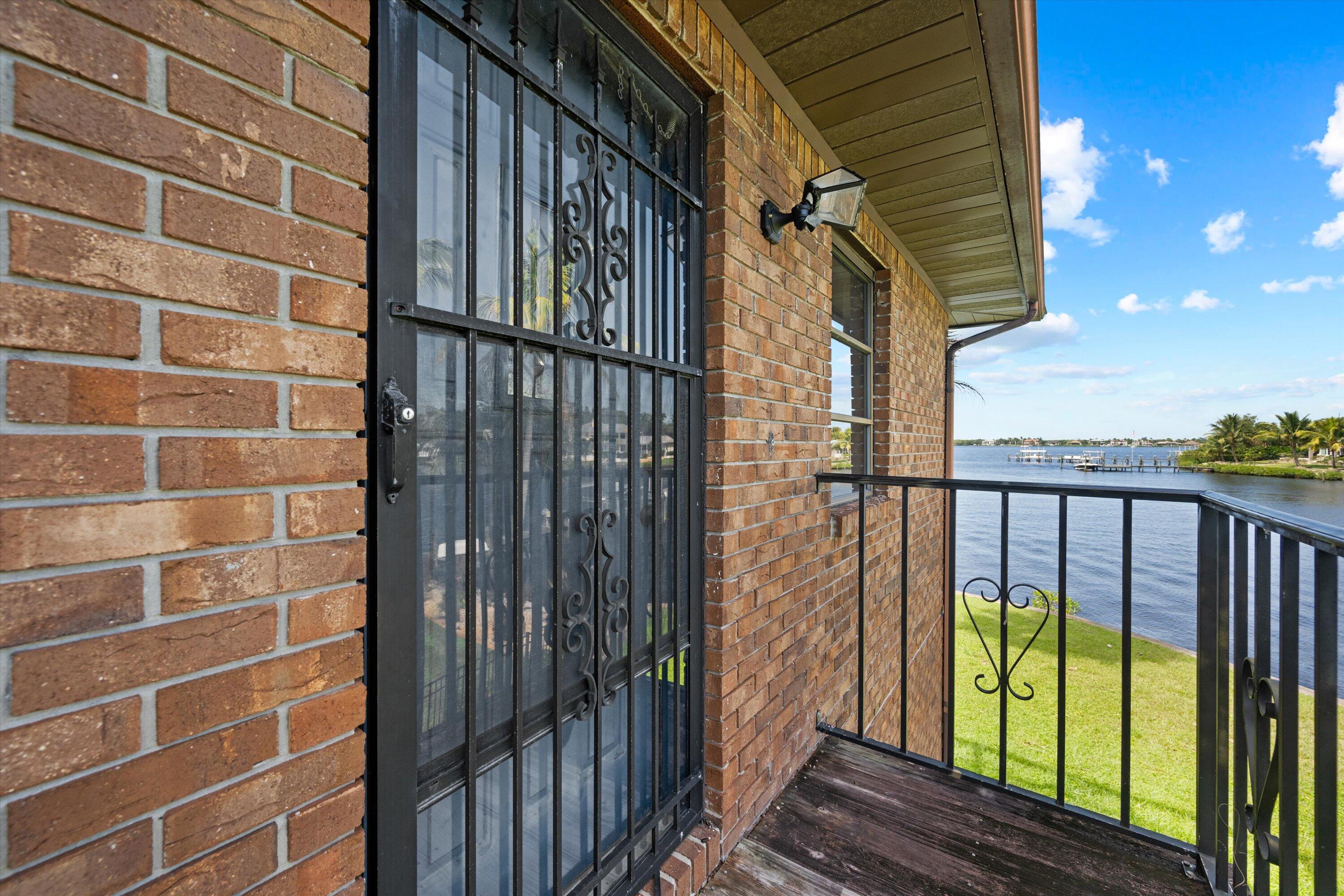 1410 Southwest Palm City Road, Unit C Stuart, FL 34994 - Photo 18 of 69 10-DSC_6988