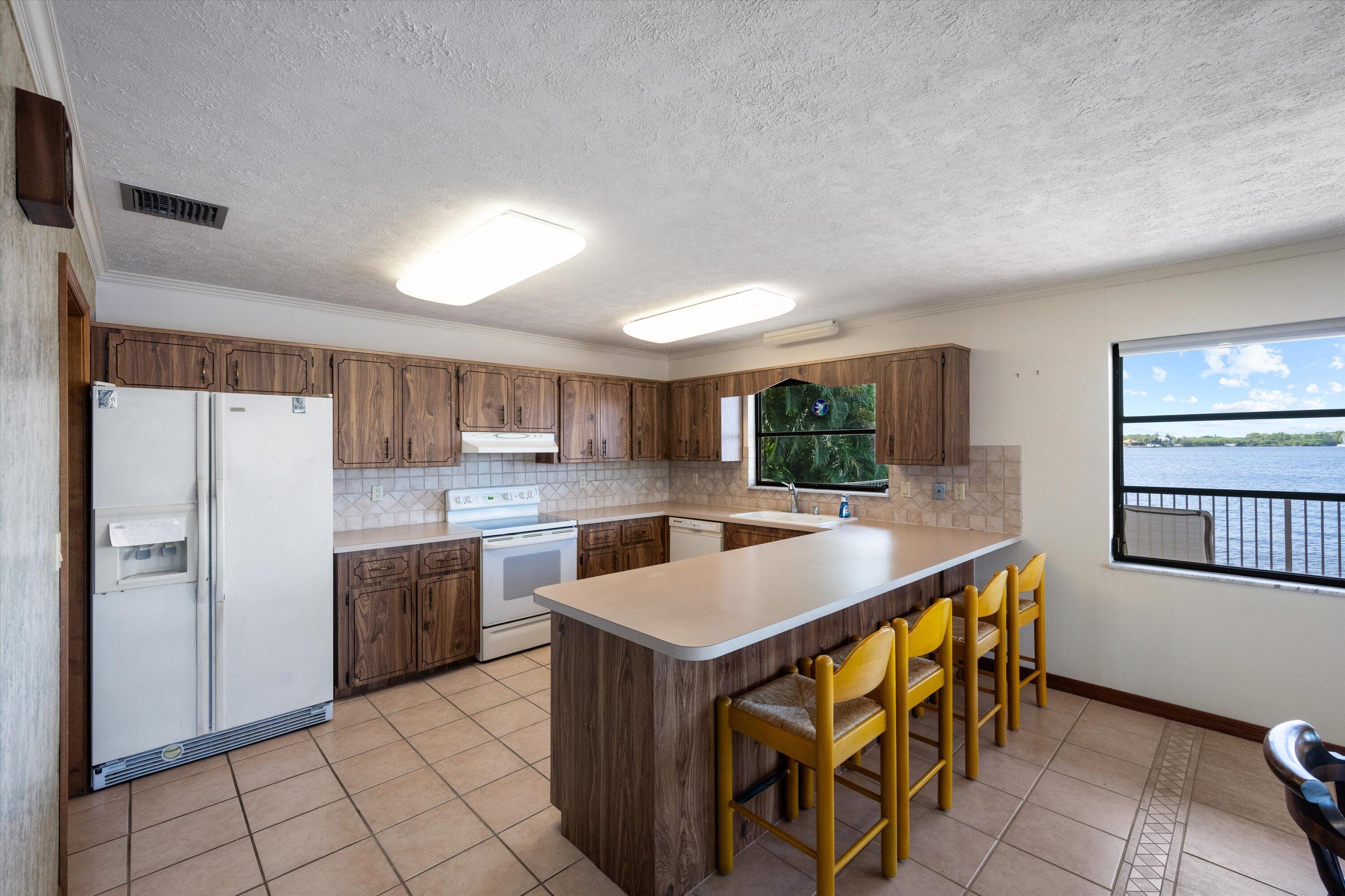 1410 Southwest Palm City Road, Unit C Stuart, FL 34994 - Photo 30 of 69 19-DSC_6923