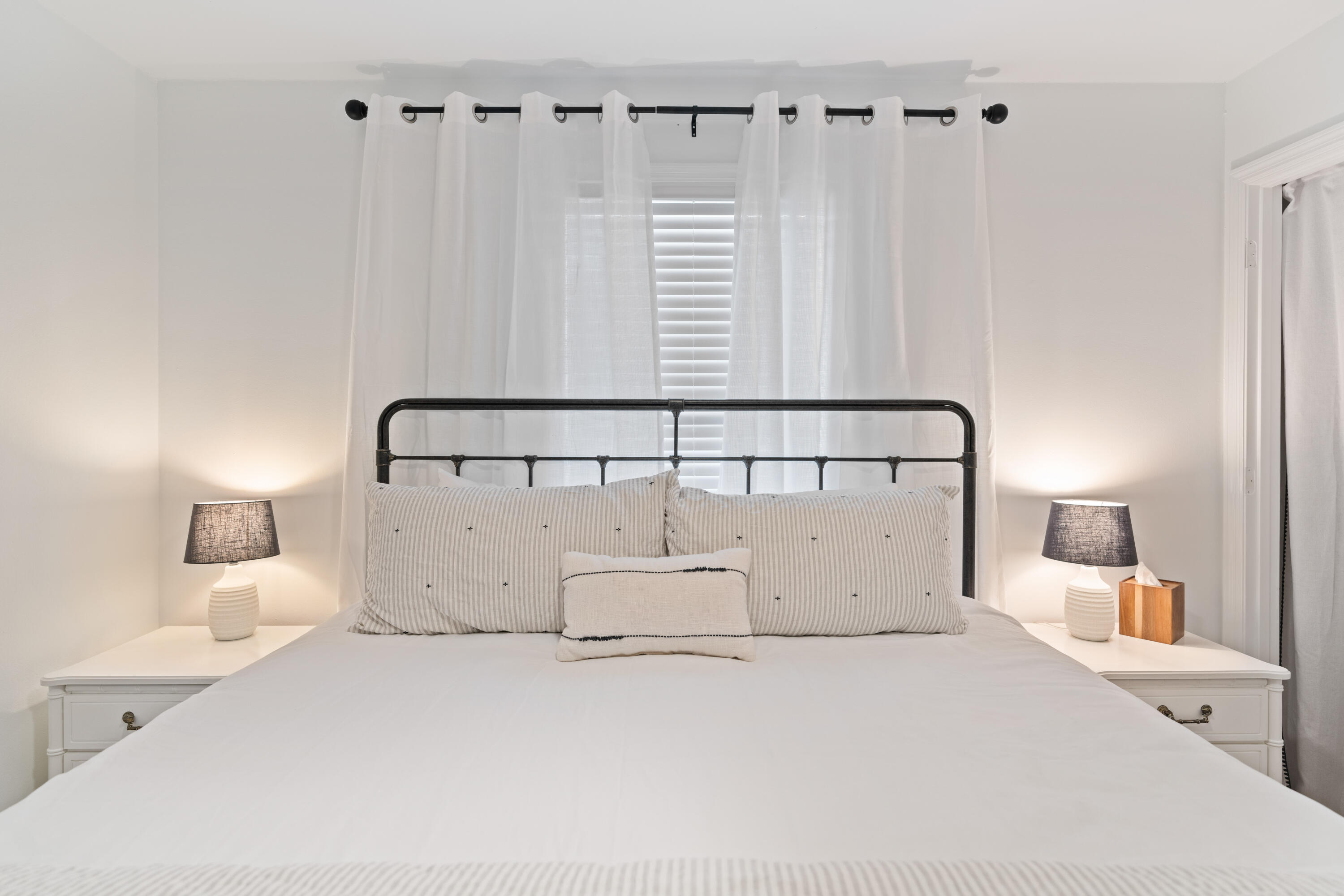 11 Beachside Drive, Unit 913 Santa Rosa Beach, FL 32459 - Photo 23 of 43 a bedroom with a bed and a night stand