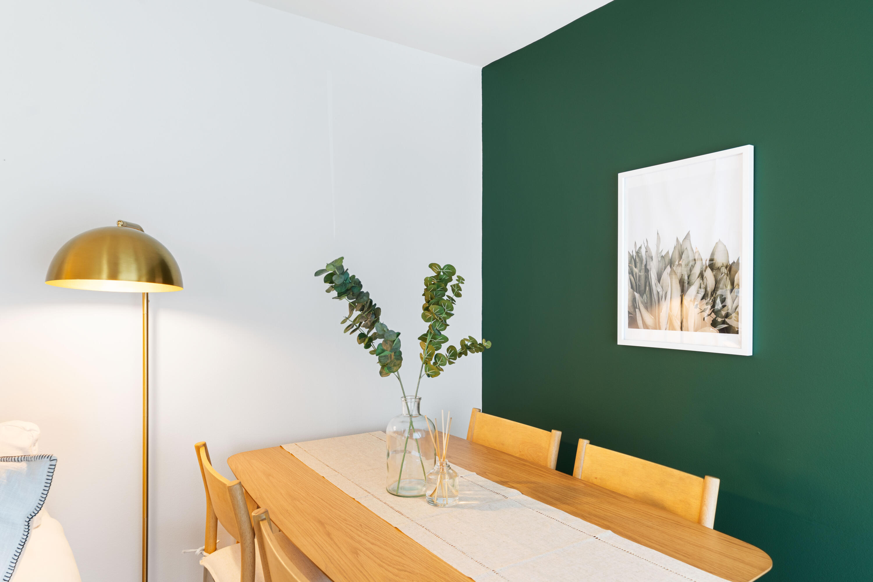 11 Beachside Drive, Unit 913 Santa Rosa Beach, FL 32459 - Photo 8 of 43 a dining room with table and chair