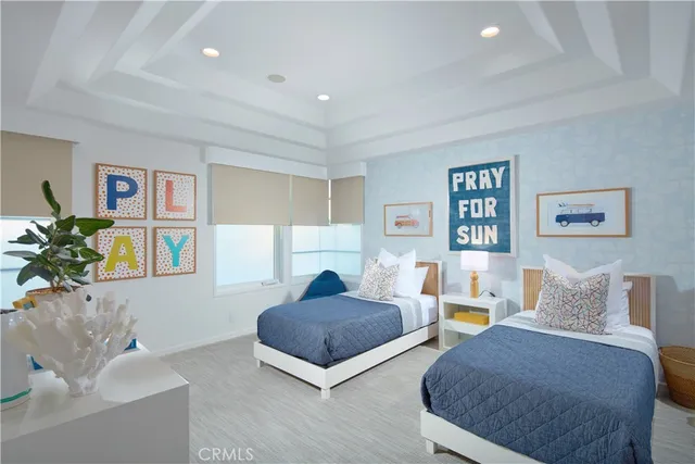 a en suite bathroom with a sink and mirror