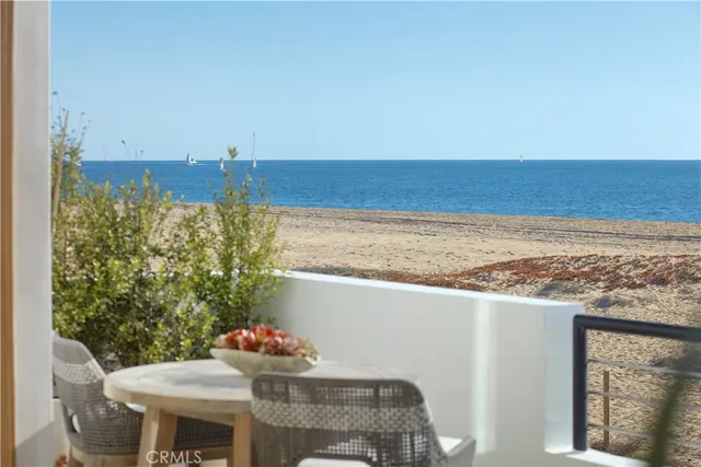 $26,995,000 | 1510 East Oceanfront, Newport Beach, CA 92661