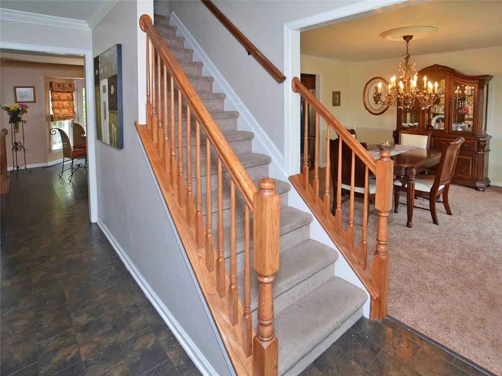 108 Field Club Drive West McKees Rocks, PA 15136 - Photo 4 of 15 Gallery Image 4