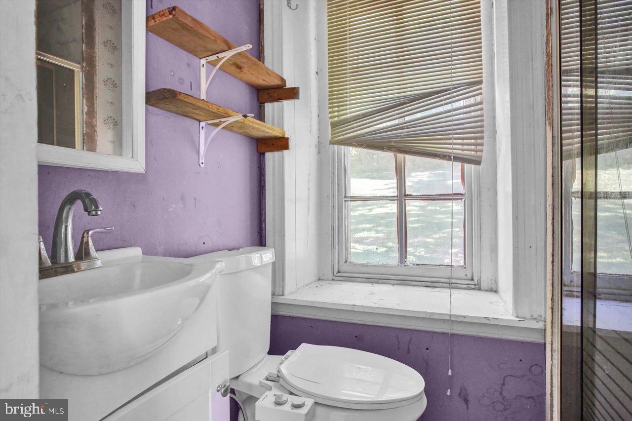 153 Fry Road Fleetwood, PA 19522 - Photo 21 of 36 Gallery Image 21