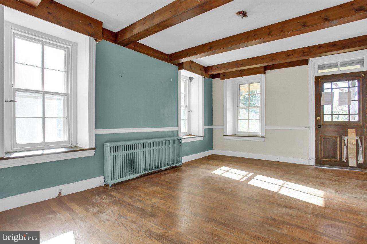 153 Fry Road Fleetwood, PA 19522 - Photo 6 of 36 Gallery Image 6
