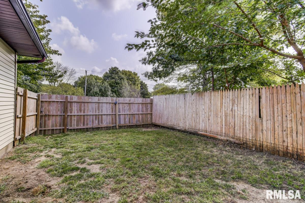 128 Augustus Lane Springfield, IL 62703 - Photo 18 of 18 Gallery Image 18