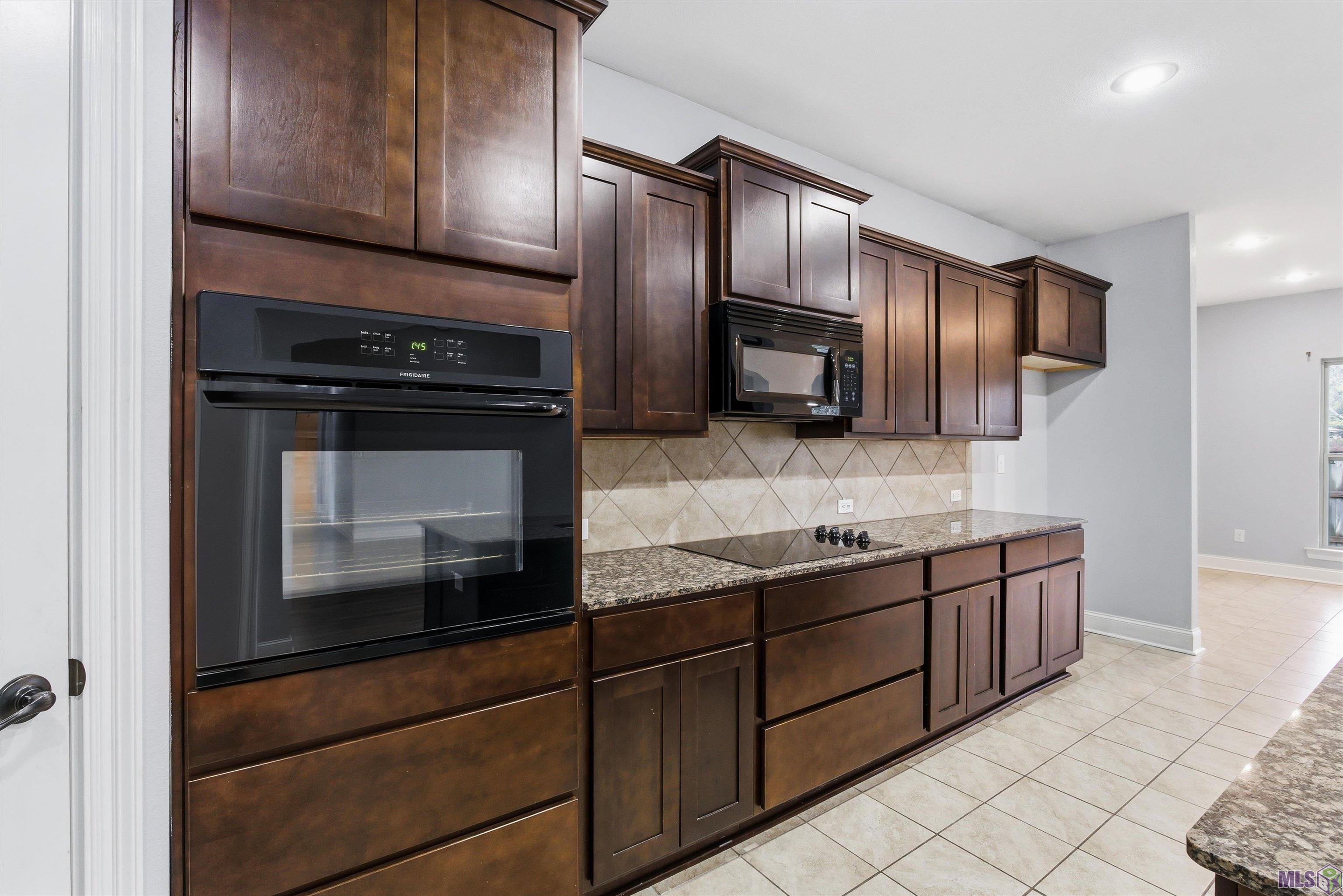 17553 Hoods Ridge Drive Prairieville, LA 70769 - Photo 11 of 29