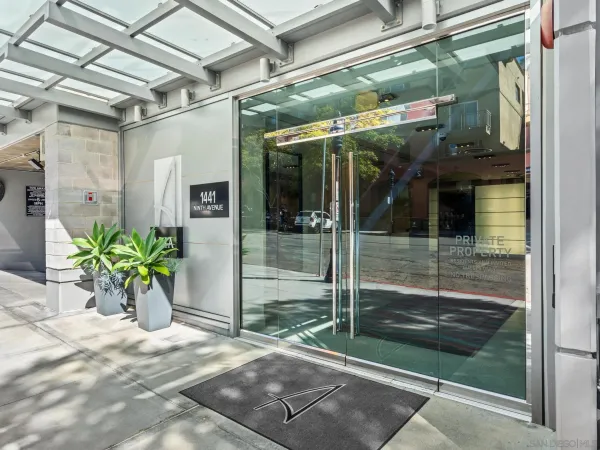 $4,995 | 1441 Ninth Avenue, Unit 2401, San Diego, CA 92101