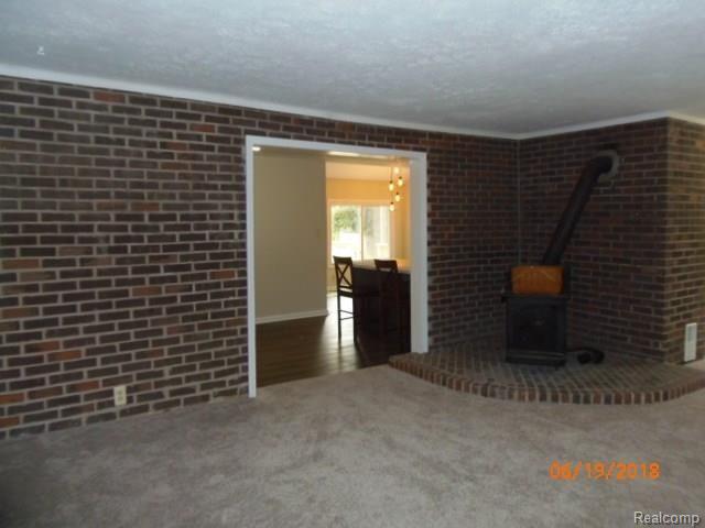 905 County Farm Road Howell, MI 48843 - Photo 11 of 28