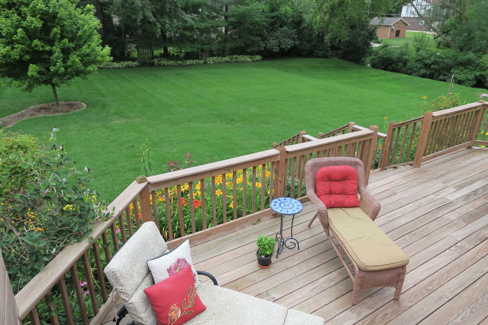 152 Wilcox Drive Bartlett, IL 60103 - Photo 46 of 51 a view of a deck with a chair