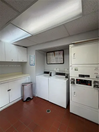 $2,300 | 820 Salzedo Street, Unit 202, Coral Gables, FL 33134