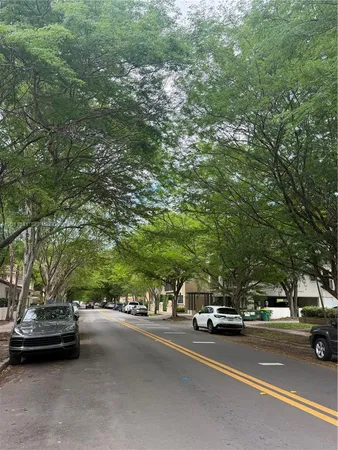 $2,300 | 820 Salzedo Street, Unit 202, Coral Gables, FL 33134