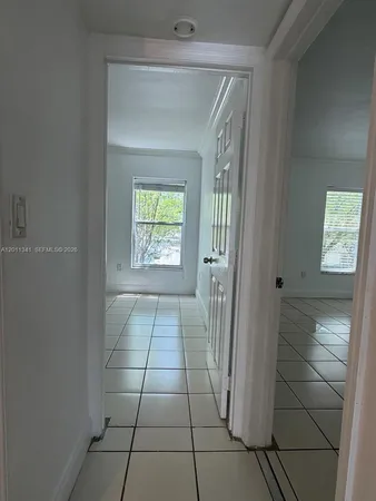 $2,300 | 820 Salzedo Street, Unit 202, Coral Gables, FL 33134