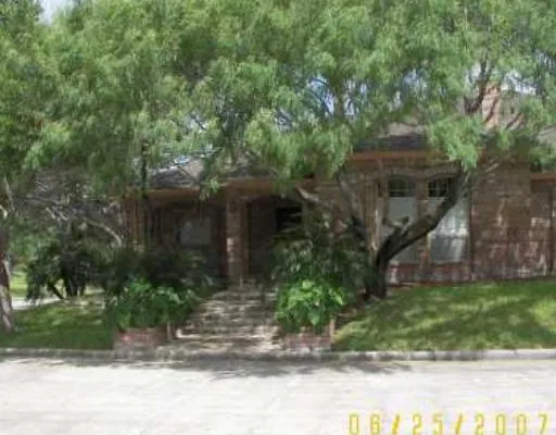 front view of house with a yard