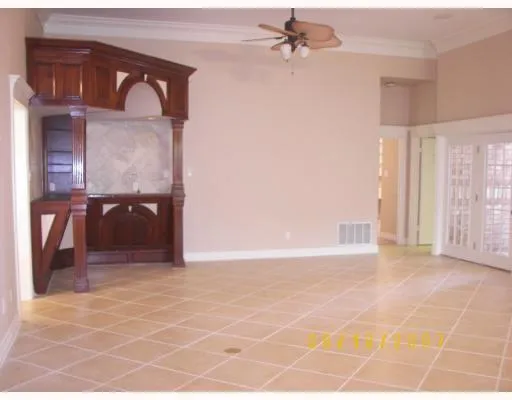 a view of livingroom with furniture