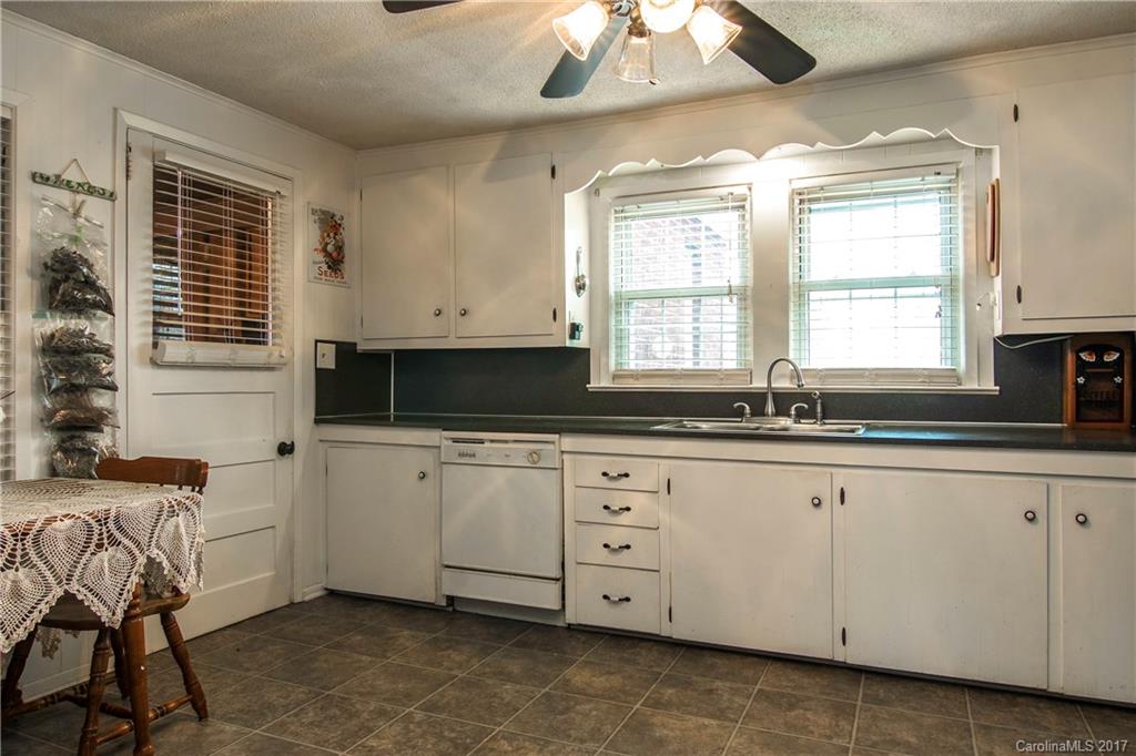 14196 McLester Road Oakboro, NC 28129 - Photo 4 of 24 Gallery Image 4