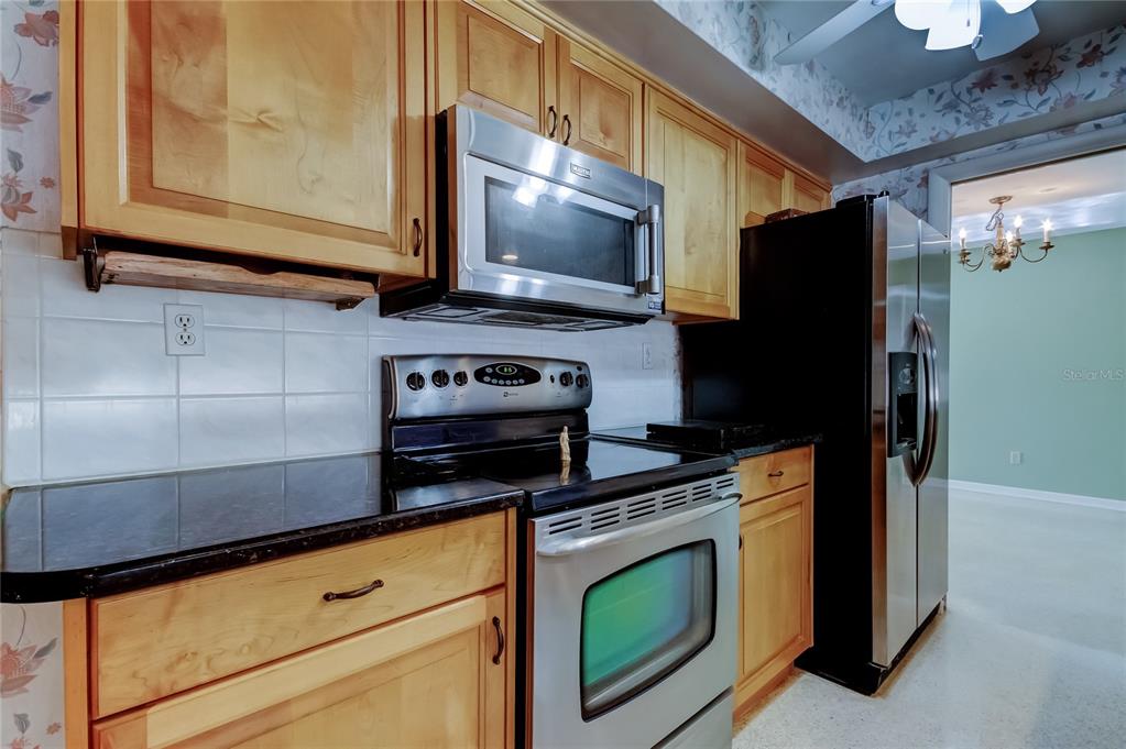 10440 Monarch Drive Largo, FL 33774 - Photo 18 of 91 Gallery Image 18