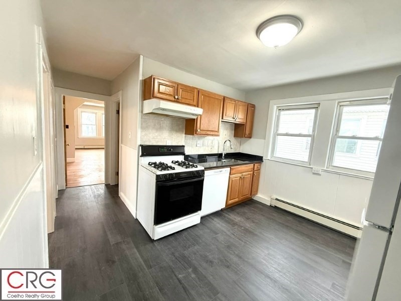 54 Luke Road, Unit 2 Everett, MA 02149 - Photo 9 of 34