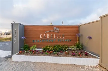 $235,000 | 21752-15a Pacific Coast, Huntington Beach, CA 92646
