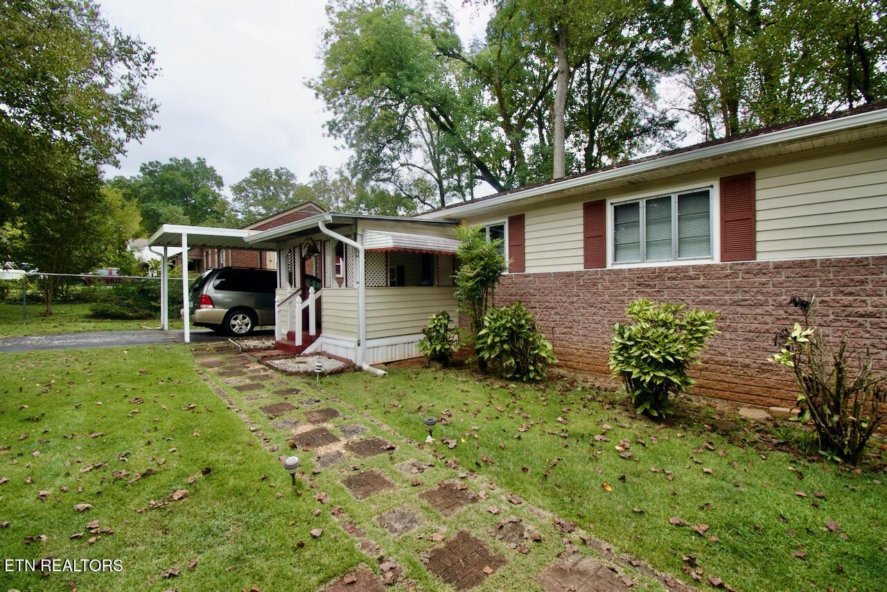206 Hartford Rd  
