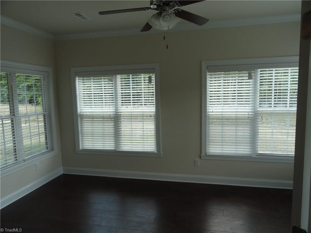 2814 Fallin Court High Point, NC 27262 - Photo 10 of 16 17x10 sunroom w/ ceiling fan