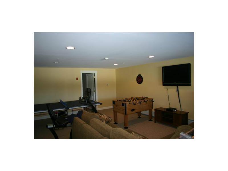 5017 Mountain View Road, Unit 5017 Kingfield, ME 04947 - Photo 11 of 17 Den/Family/Great Room.