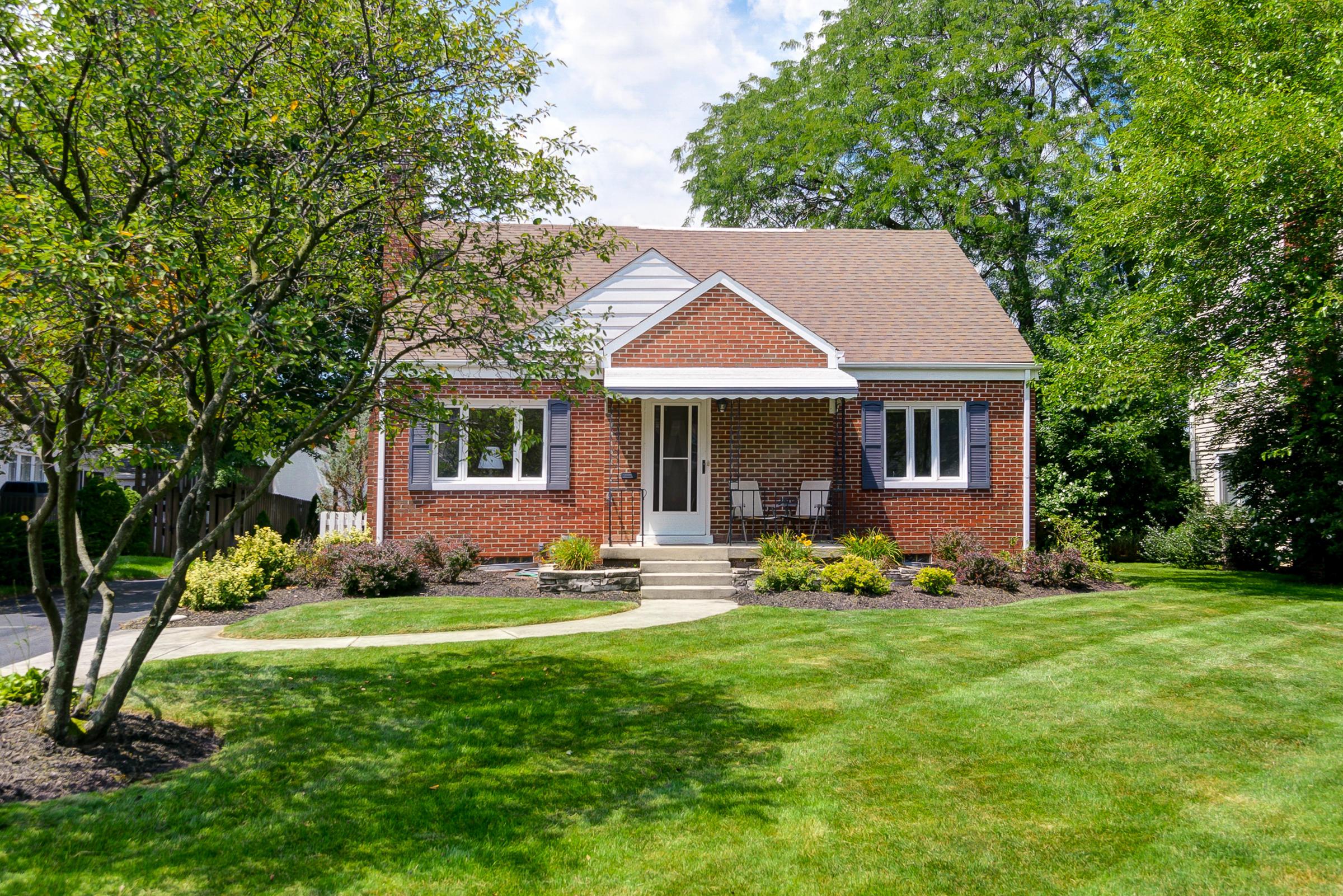 2809 Welsford Road Columbus, OH 43221 - Photo 1 of 32