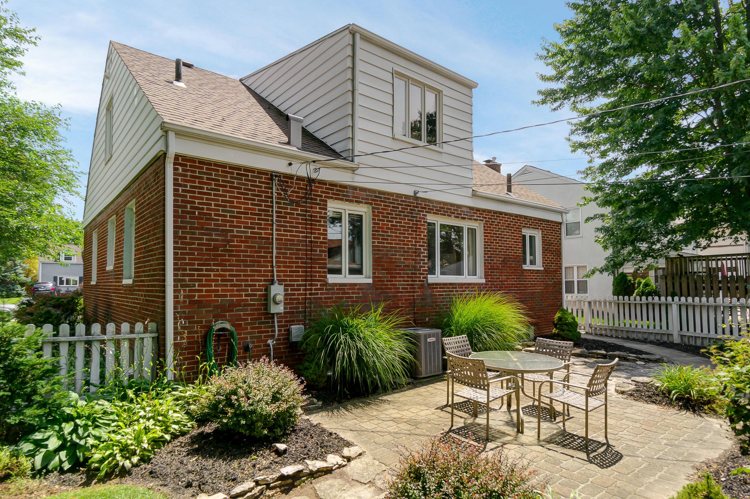 2809 Welsford Road Columbus, OH 43221 - Photo 27 of 32