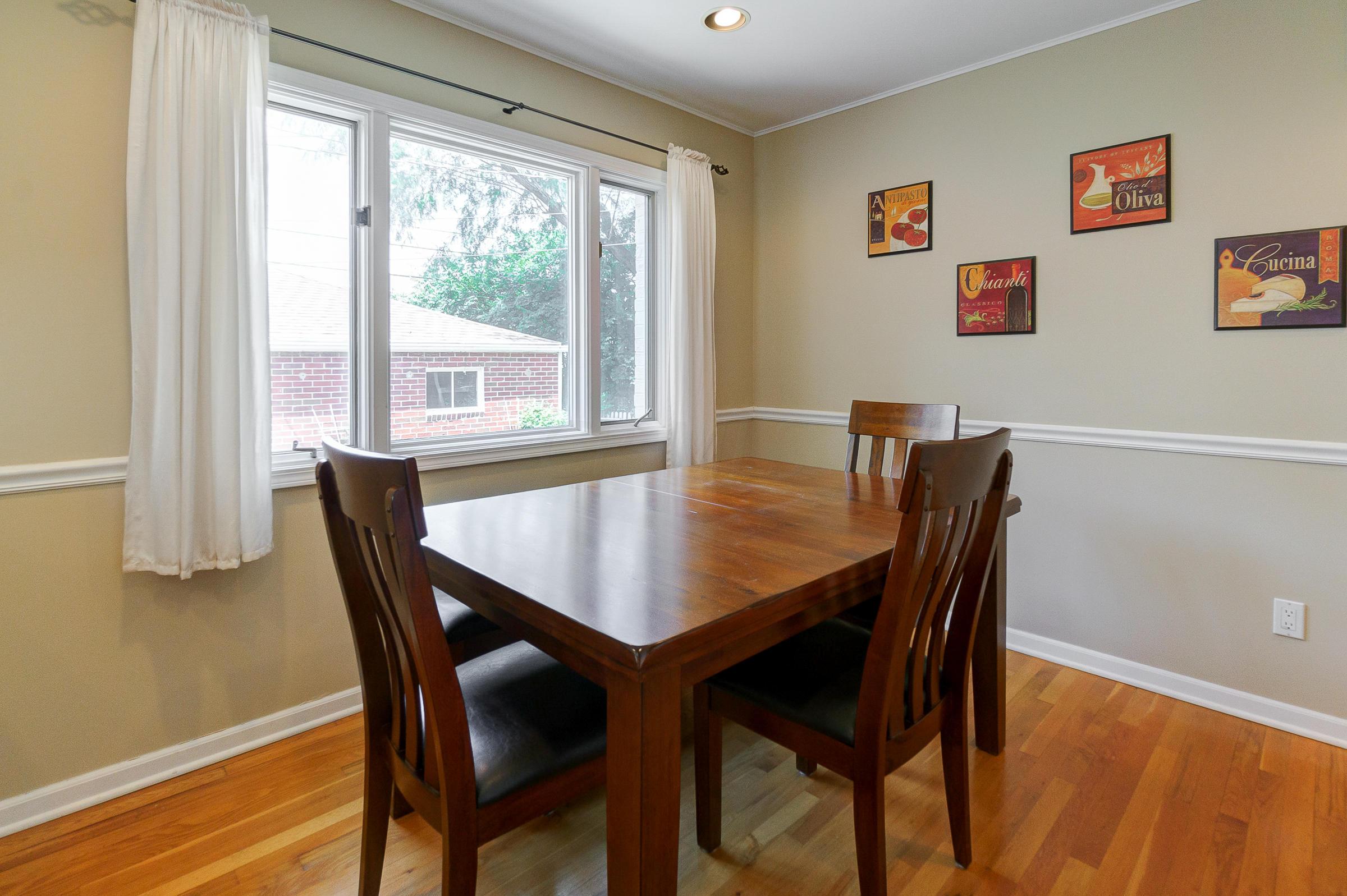2809 Welsford Road Columbus, OH 43221 - Photo 8 of 32