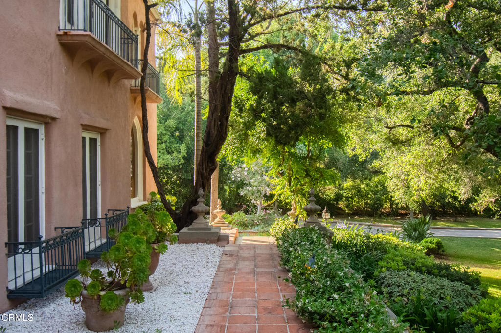 1363 Virginia Road San Marino, CA 91108 - Photo 17 of 65 16