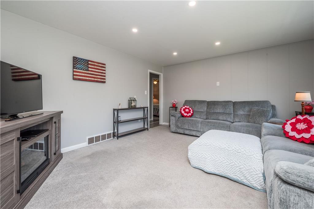 1261 Cathell Road Pittsburgh, PA 15236 - Photo 8 of 50 Gallery Image 8