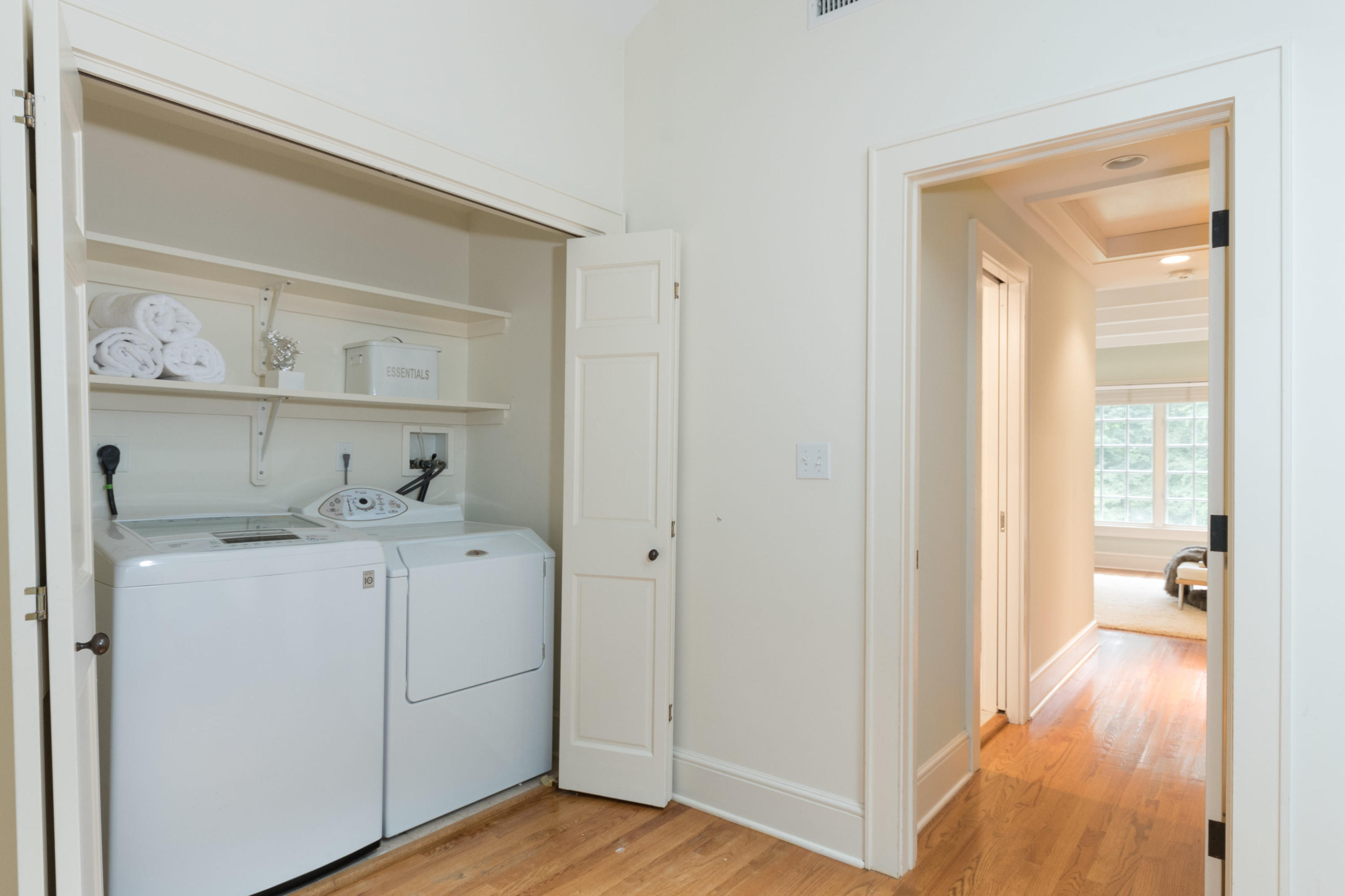 55 Cedar Gate Road Darien, CT 06820 - Photo 36 of 41 a view of bathroom with wooden floor