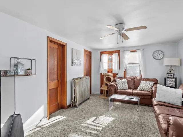 $169,900 | 1129 South 20th Street, Manitowoc, WI 54220