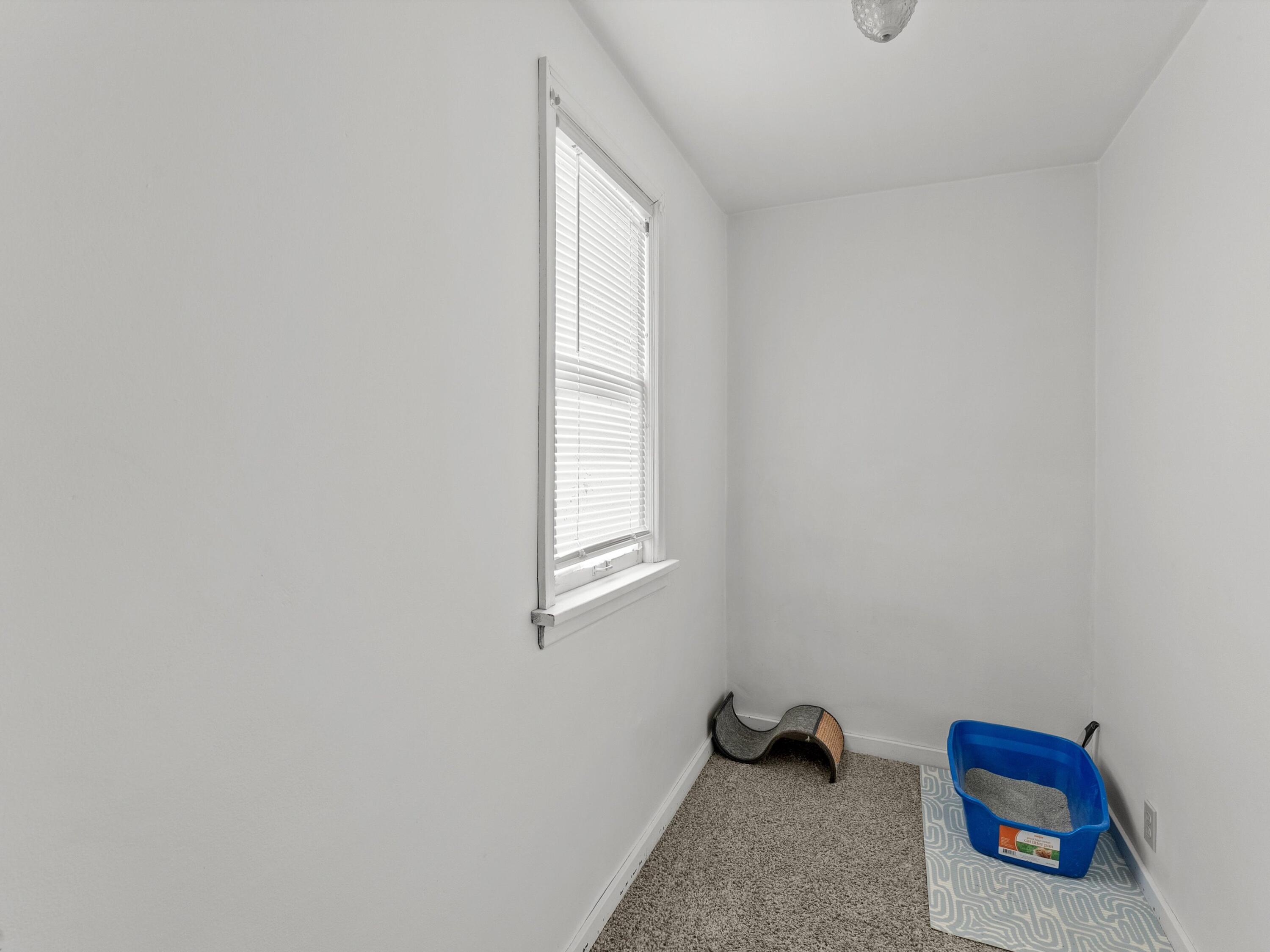 1129 South 20th Street Manitowoc, WI 54220 - Photo 15 of 23 09-009_2769521_08983