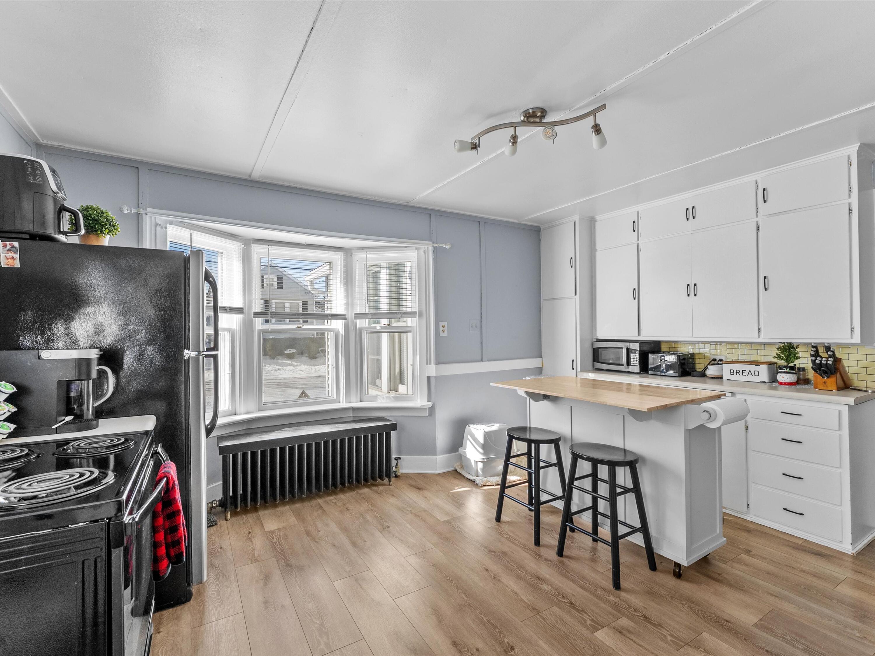 1129 South 20th Street Manitowoc, WI 54220 - Photo 4 of 23 19-019_2769521_09013