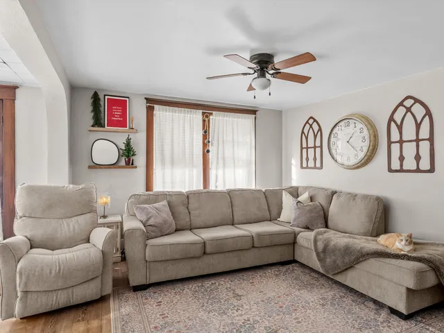 $169,900 | 1129 South 20th Street, Manitowoc, WI 54220