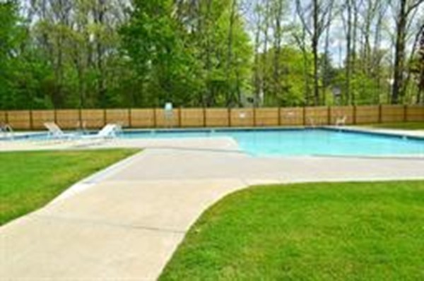 31 Whipple Road Lexington, MA 02420 - Photo 3 of 6