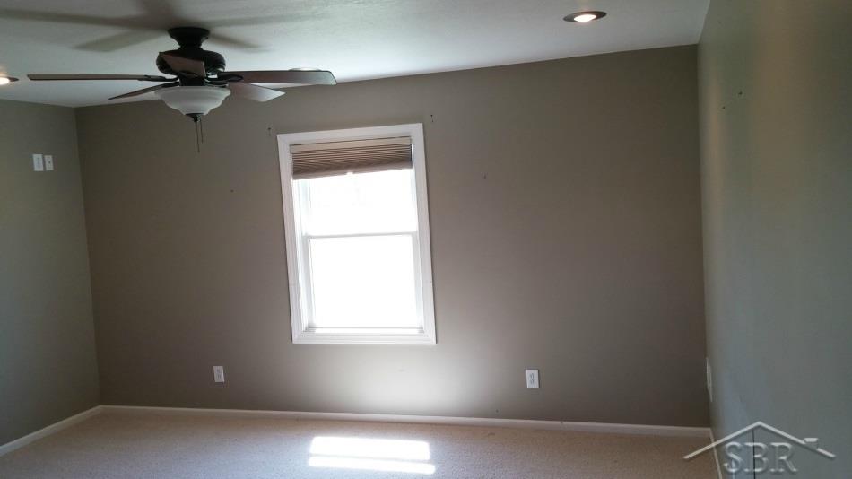 4690 East Kent Road Freeland, MI 48623 - Photo 16 of 28 31288965-16.JPG