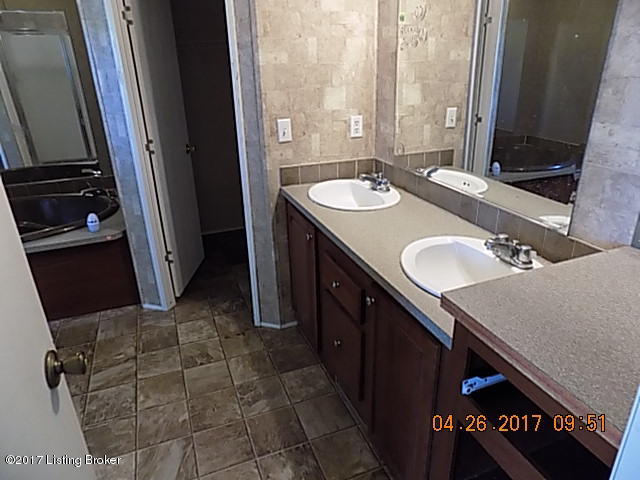 2641 Fort Pickens Road La Grange, KY 40031 - Photo 19 of 21 DSCN2744